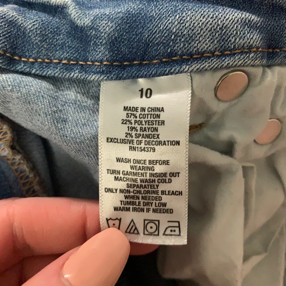 High-Rise Curvy Skinny Jeans - Picture 4 of 4